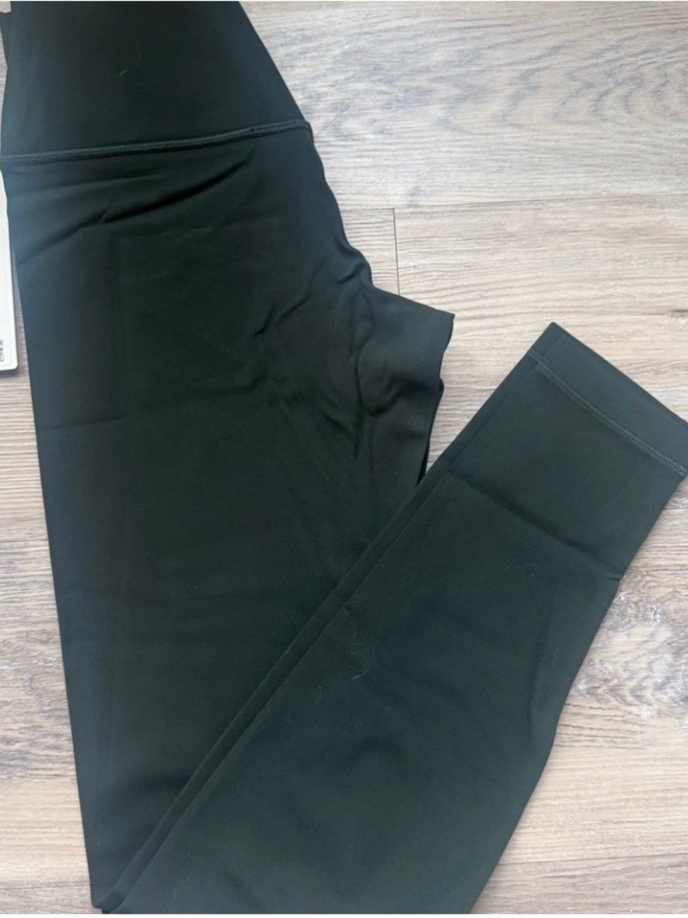 Lululemon Align SHR
Pant 28" Size 8
